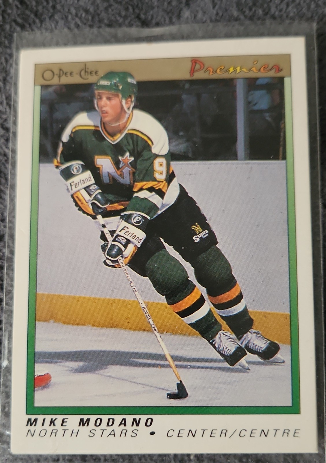 1990-91 O-Pee-Chee Premier - Mike Modano #74 (RC)