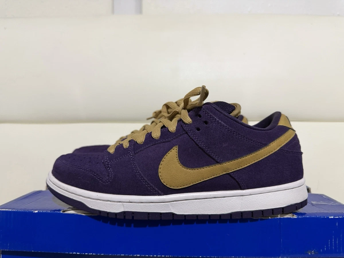 Nike SB Dunk Low - \