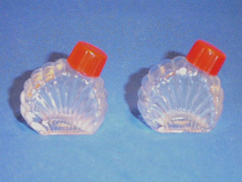 SALT & PEPPER ANTIQUE chickens? GLASS with RED TOPS  1 1/2" tall EXCELLENT