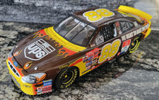 DALE JARRETT #88 UPS Race the Truck FLAMES 2001 Ford Taurus Action Racing 1:24