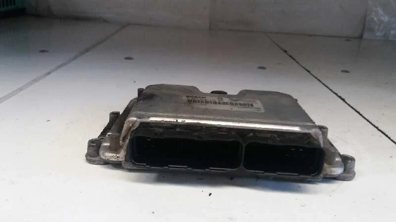 0281010442 CENTRALINA MOTORE / 1931223 PER RENAULT MEGANE I CLASSIC LA0 1.9 DT - Immagine 2 di 2