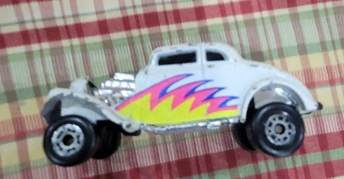 1982 Matchbox White 33 WILLYS STREET ROD Pro Street 1/50 Diecast Vintage Car