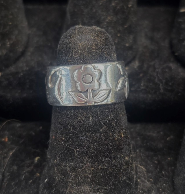 JAMES AVERY RETIRED STERLING SILVER LA PALMOMA RING SZ 5
