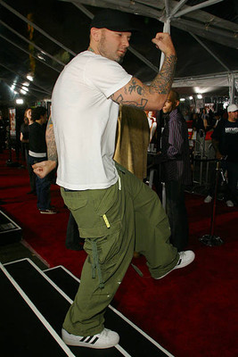Fred Durst at Dream Works Premiere of Old School Arrivals at Grau- 2003 Photo