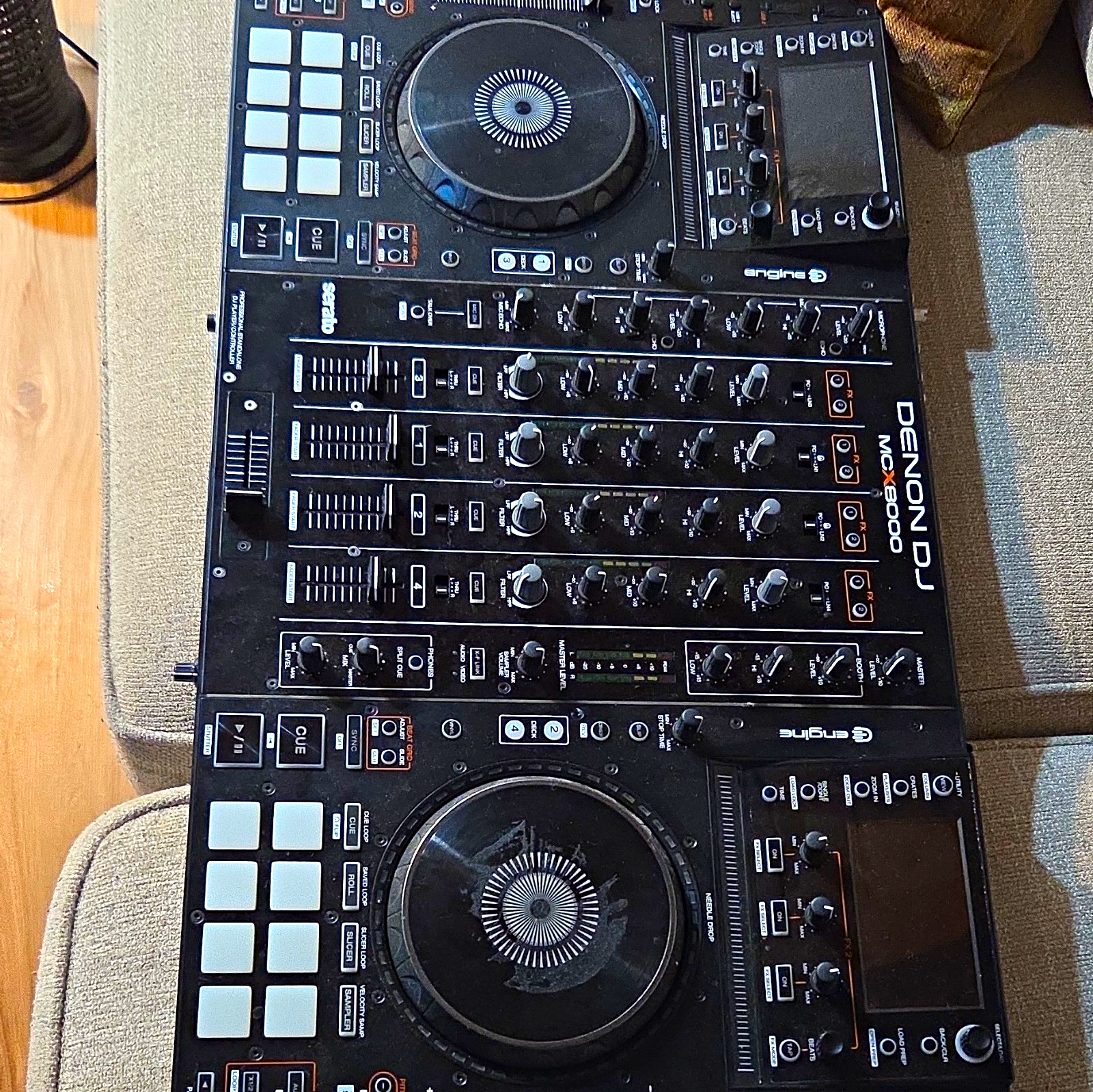 Denon DJ MCX8000 4-Channel 2-Deck Controller 16 Pads Built-In Mixer XLR