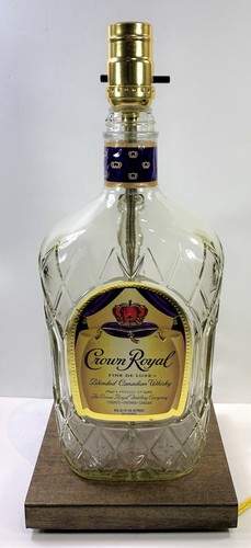 Crown Royal Large 1.75L Bottle TABLE LAMP Light w/ COYOTE WOLF SHADE & LED Bulb - Picture 6 of 12