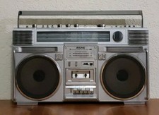 VTG Rising SRC 2015 Ghettoblaster Silver FM Stereo Radio Cassette 20/20 Boombox