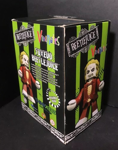 Vinimates Beetlejuice Movie Tuxedo Beetlejuice Think Geek Exclusive Vinyl Figure - Picture 3 of 3