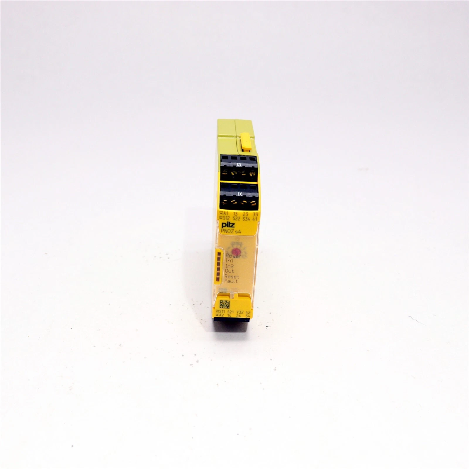 PILZ 750104 SAFETY RELAY PNOZ S4 24VDC 3n/o 1n/c