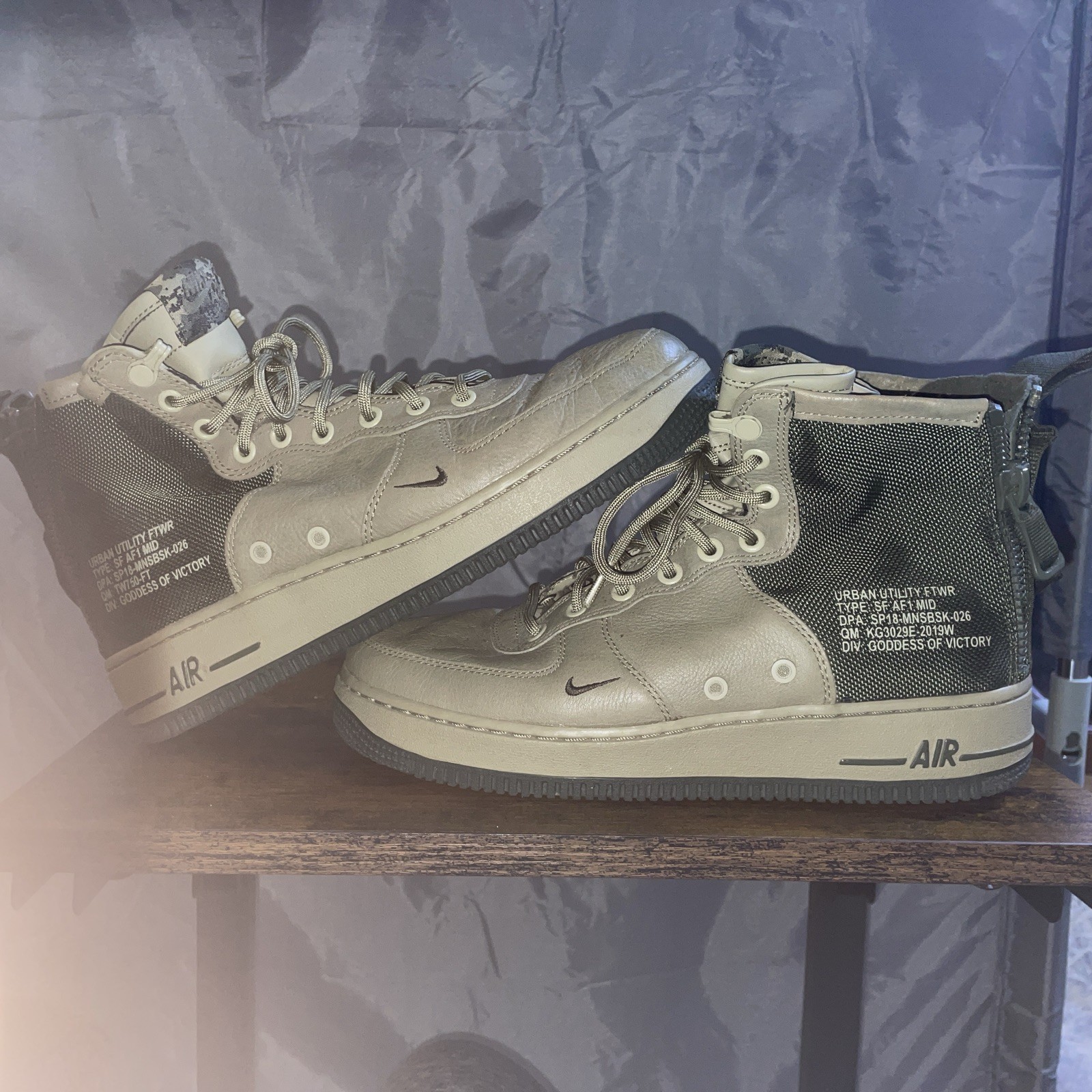 SAOLA Nike SF Air Force 1 Mid Scarpe Uomo 8 Funghi Verde Pelle Retro Zip Sneakers