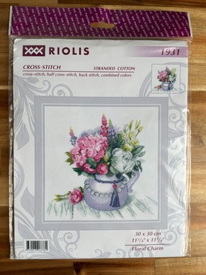 RIOLIS ''Floral Charm'' 1931 Counted Cross Stitch Kit 30cm x 30cm