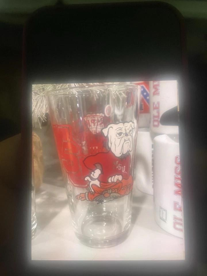 Mississippi State Bulldogs 1998 vaso de pinta con Bulldogs encima de Coronel Reb Foto 2 de 2