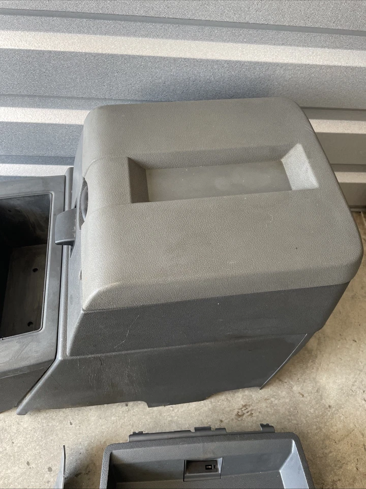 Dodge RAM 1500 2500 3500 2006-2008 consola central de negocios gris Foto 2 de 4