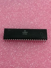 Motorola MC6802P IC, MICROPROCESSOR, 8-BIT, MOS, DIP 40PIN PLASTIC - NEW 