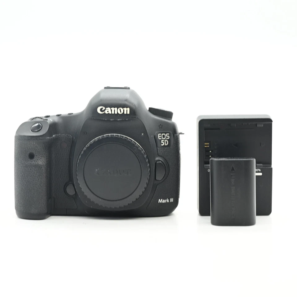 Canon EOS 5D Mark III 22.3MP Digital SLR Camera Body #955
