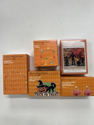 Lot Of 5 Piece Set Department 56 Halloween Village Accessories NEW