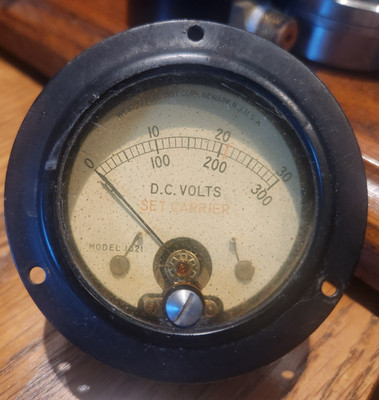 Vintage WESTON Electrical Instrument D.C. Volts MODEL 1021  Set Carrier Meter