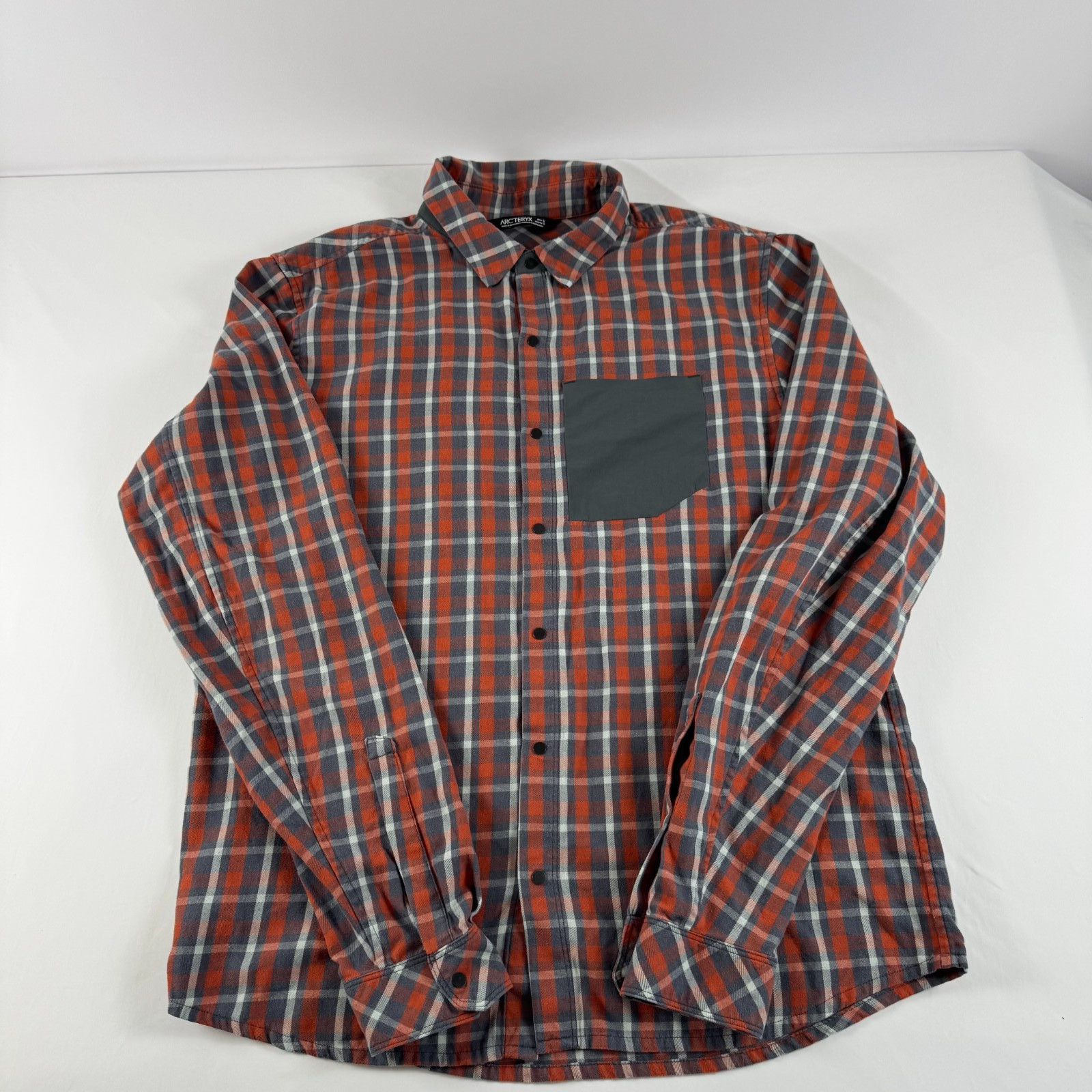 Arc'teryx Mens Large Bernal Shirt Grey Plaid Snap Buttons Long Sleeve