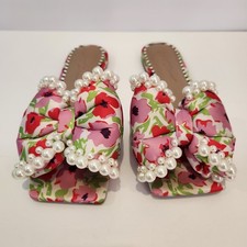 BETSEY JOHNSON Women's Liah Floral Beaded Pearl Bow Sandals Open Toe Size 8