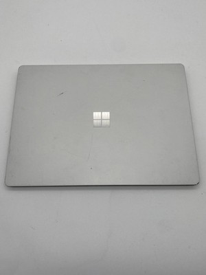 Microsoft Surface Laptop - 1769  [13,5'' Touch, i5 4GB RAM, 128GB SSD] [GUT]