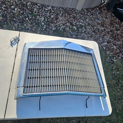 77 78 79 1978 1977 Lincoln Continental Town Car Grill Chrome Grille Surround 