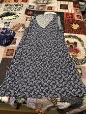 Old Navy navy blue floral dress XXL