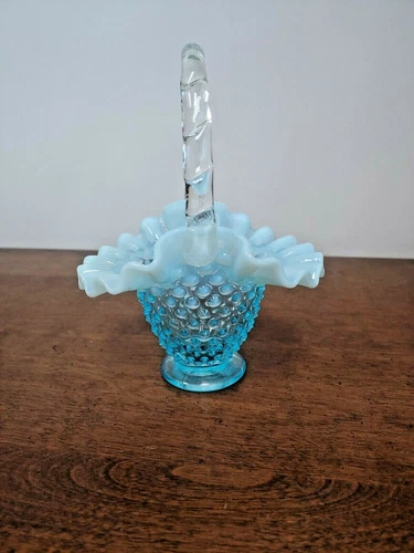 BEAUTIFUL HANDMADE FENTON BLUE OPALESCENT SMALL CRIMPED BASKET