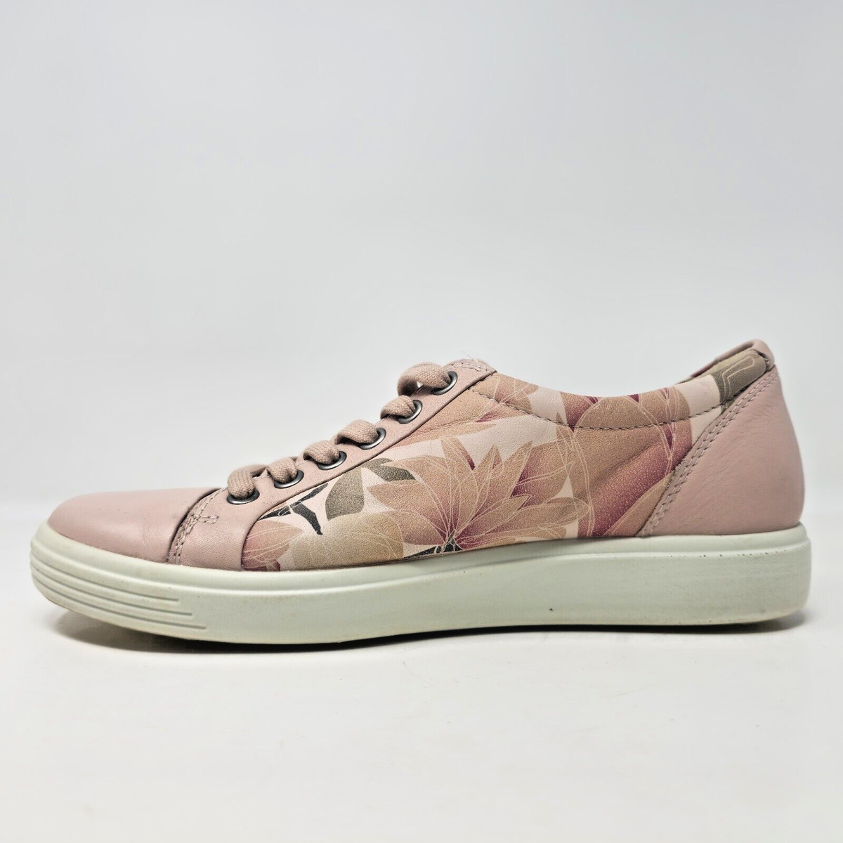 Ecco Soft Slip On Shoes Women US EU 38 Pink Floral Soft Leather Sneakers