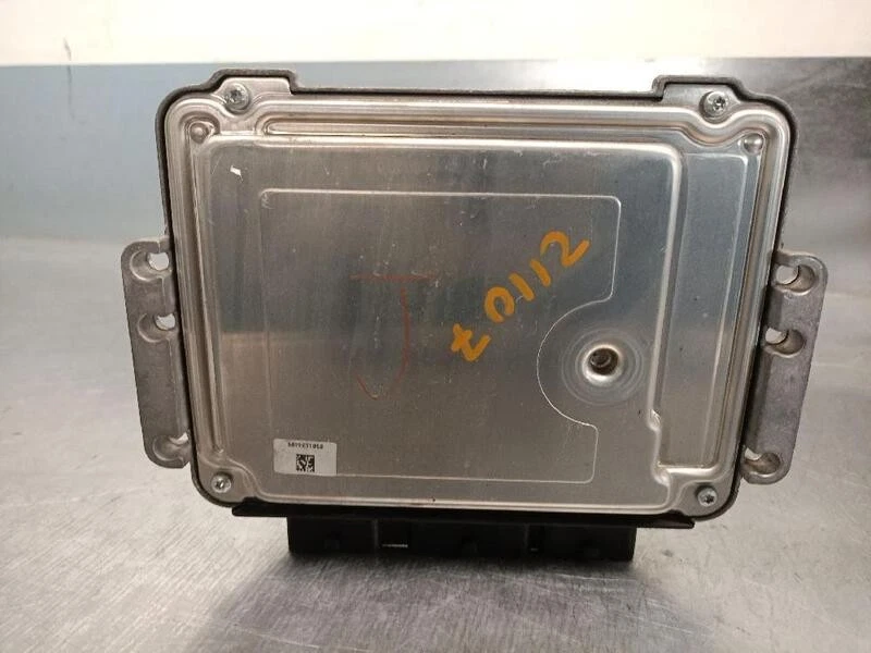 6M6112A650BB centralina motore per MAZDA 3 SEDAN (BK) 1.6 DI TURBO 1999 5225287 - Immagine 2 di 4