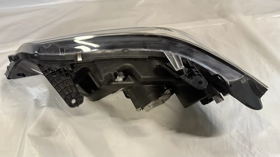 Farol lateral de passageiros Honda Accord Touring Coupe 2017 usado - Imagem 4 de 4