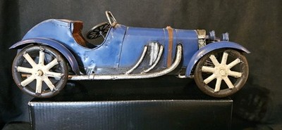 Vintage Bugatti Type 35 Metal Model Car 14'' Handcrafted Iron Racing Sculpture...