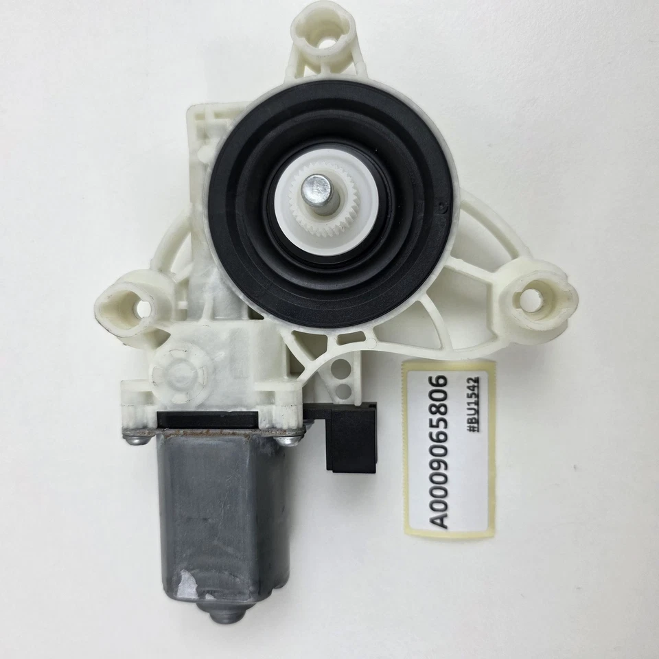 2018-2020 Mercedes-Benz S450 Front Left Door Window Regulator Motor A0009065806 — 第 2/4 张图片