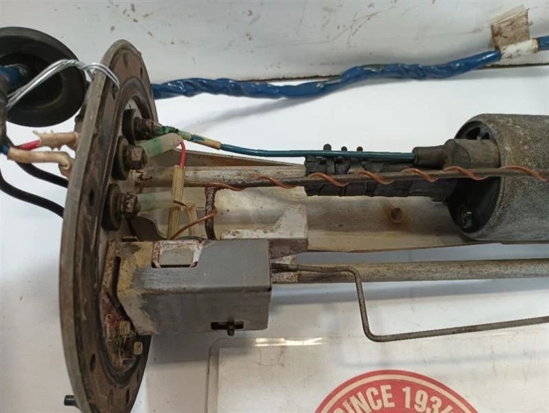 Fuel Pump Assembly Without Turbo  86-88 MAZDA RX7 9900764 - Image 3 of 4