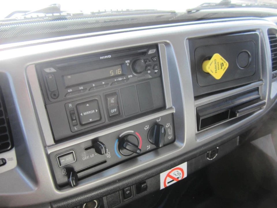 Radio GPS estéreo Android 15 Carplay para Hino 165 268 308 338 9,7" 2005-2020 Foto 4 de 4