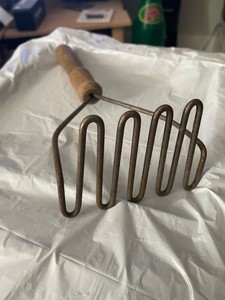 VINTAGE WOODEN POTATO MASHER