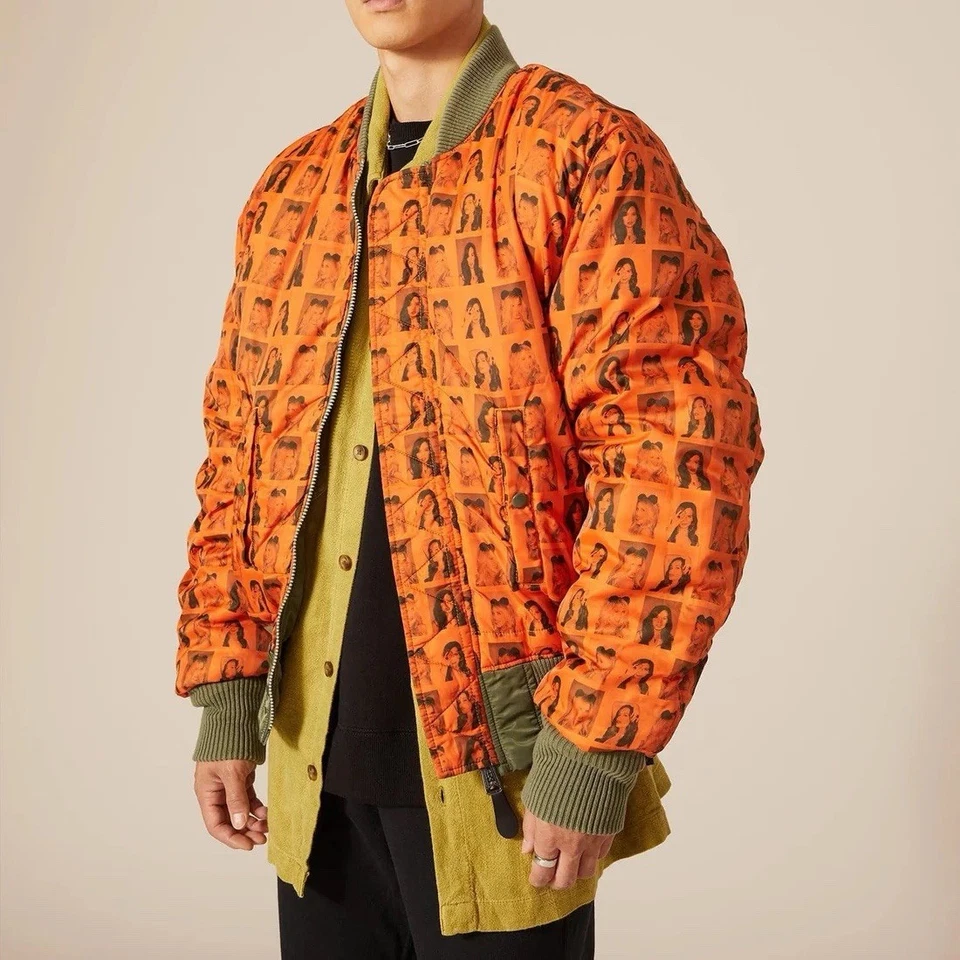 CHAQUETA DE VUELO REVERSIBLE MA-1 PLAYBOY X ALPHA INDUSTRIES Foto 4 de 4