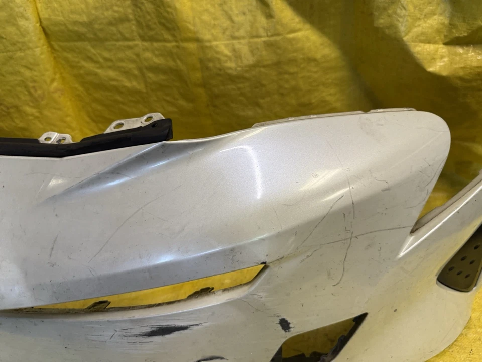 Cubierta del parachoques delantero OEM 2016-2017 Toyota Prius dos/dos ecológicos/tres/cuatro sin sensores Foto 4 de 4