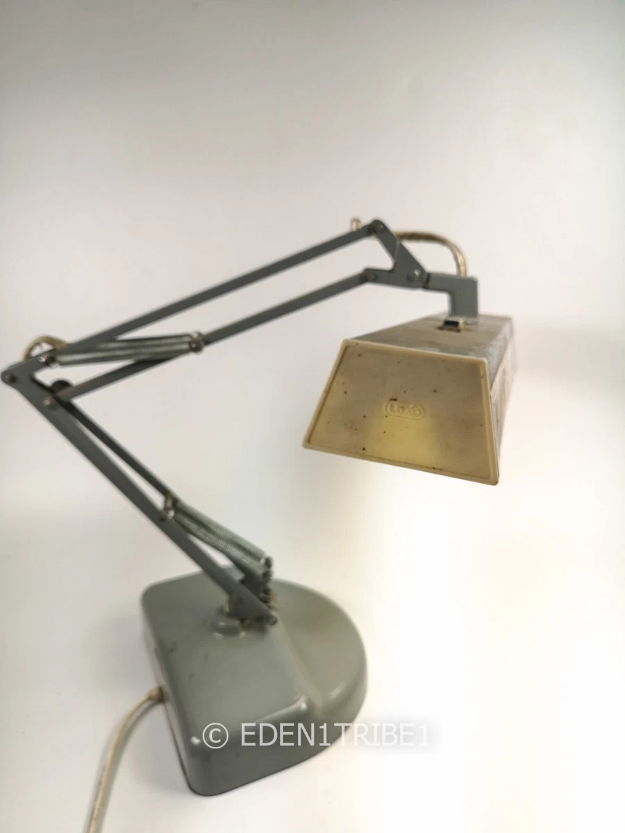 Vintage Luxo Grey Heavy Base Rotating Desk Lamp Drafting Machining Articulating