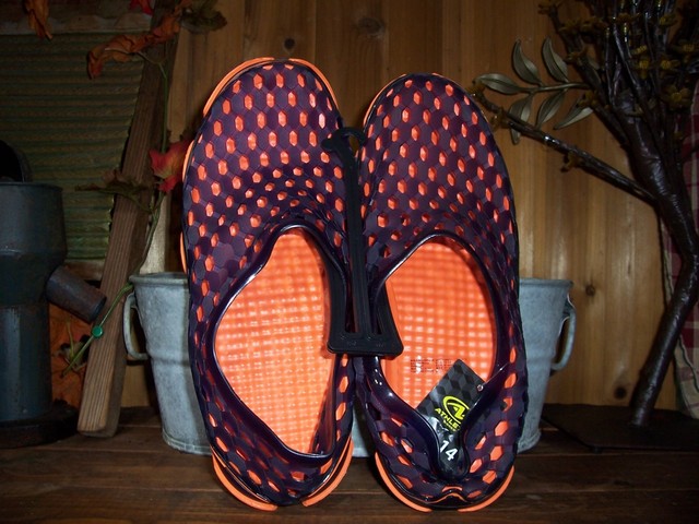 athletic works beach shoes