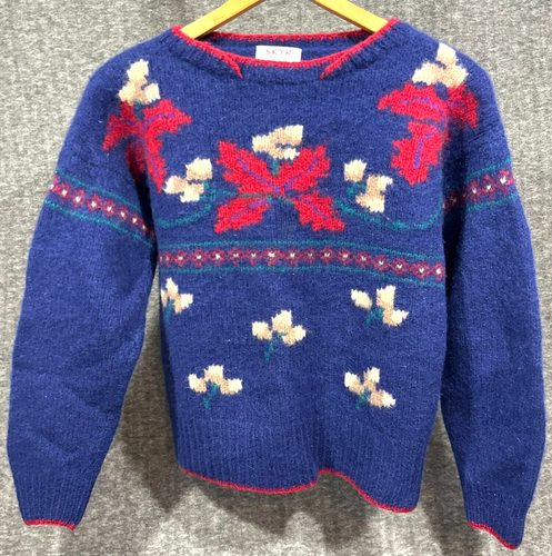 Vintage SKYR Sportswear 100% Shetland Wool Sweater Womens Size 40 Floral Holiday