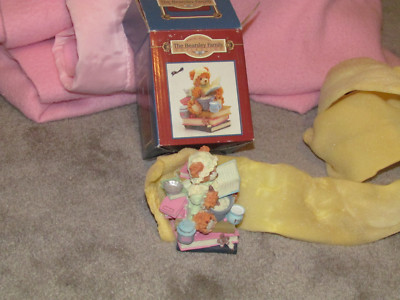 The Bearsley Family Collection Special Edition Bear Reading