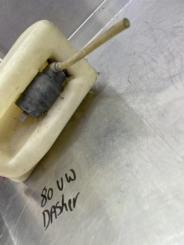 78 79 80 Vw Volkswagen Dasher 1980 diésel limpiaparabrisas tanque de líquido Foto 3 de 4