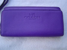 NEW AUTHENTIC COACH PURPLE PEBBLE LEATHER DOUBLE ZIP ACCORDION WALLET #52718