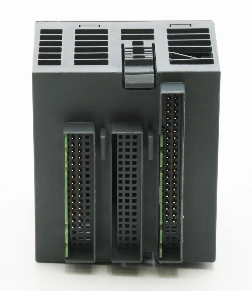 ABB DC522 1SAP240600R0001 E:H0 Digital I/O Module new in box - Image 4 of 4