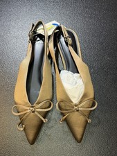 Women s Camille Shoes with Memory Foam Insole - A New Day Taupe