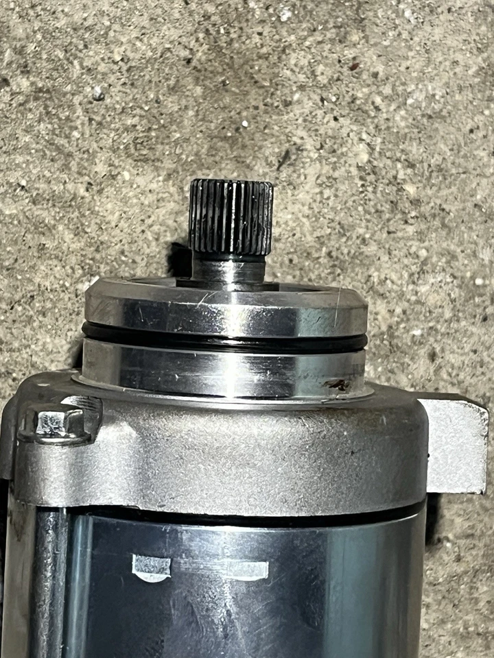 Kawasaki KZ440 LTD 1982 80-83 OEM arranque eléctrico probado y funciona muy bien Foto 3 de 4