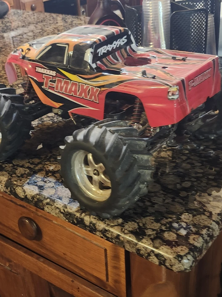 Tmaxx Classic Electric Mod with 2 Speed Trans - Image 2 of 4
