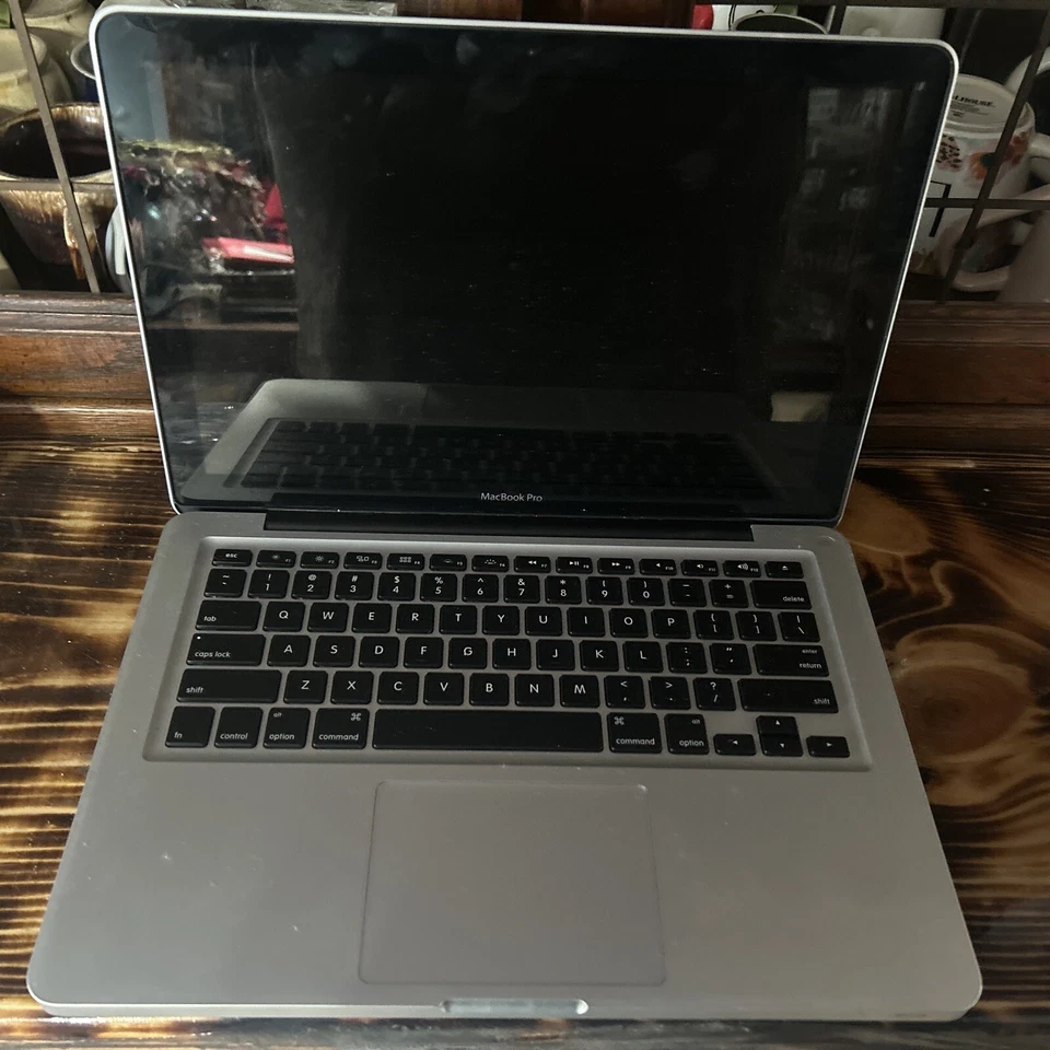Apple MacBook Pro A1278 13.3 (inch) Laptop See Description - Image 2 of 4