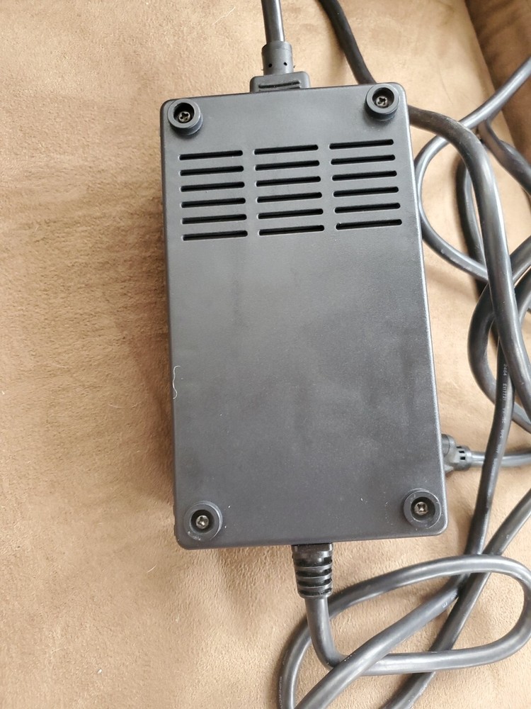 LABEL MAKER PRO PARTNER Labeling System Power Supply Unit Only LABEL MAKER PRO PARTNER Labeling System Power Supply Unit Only