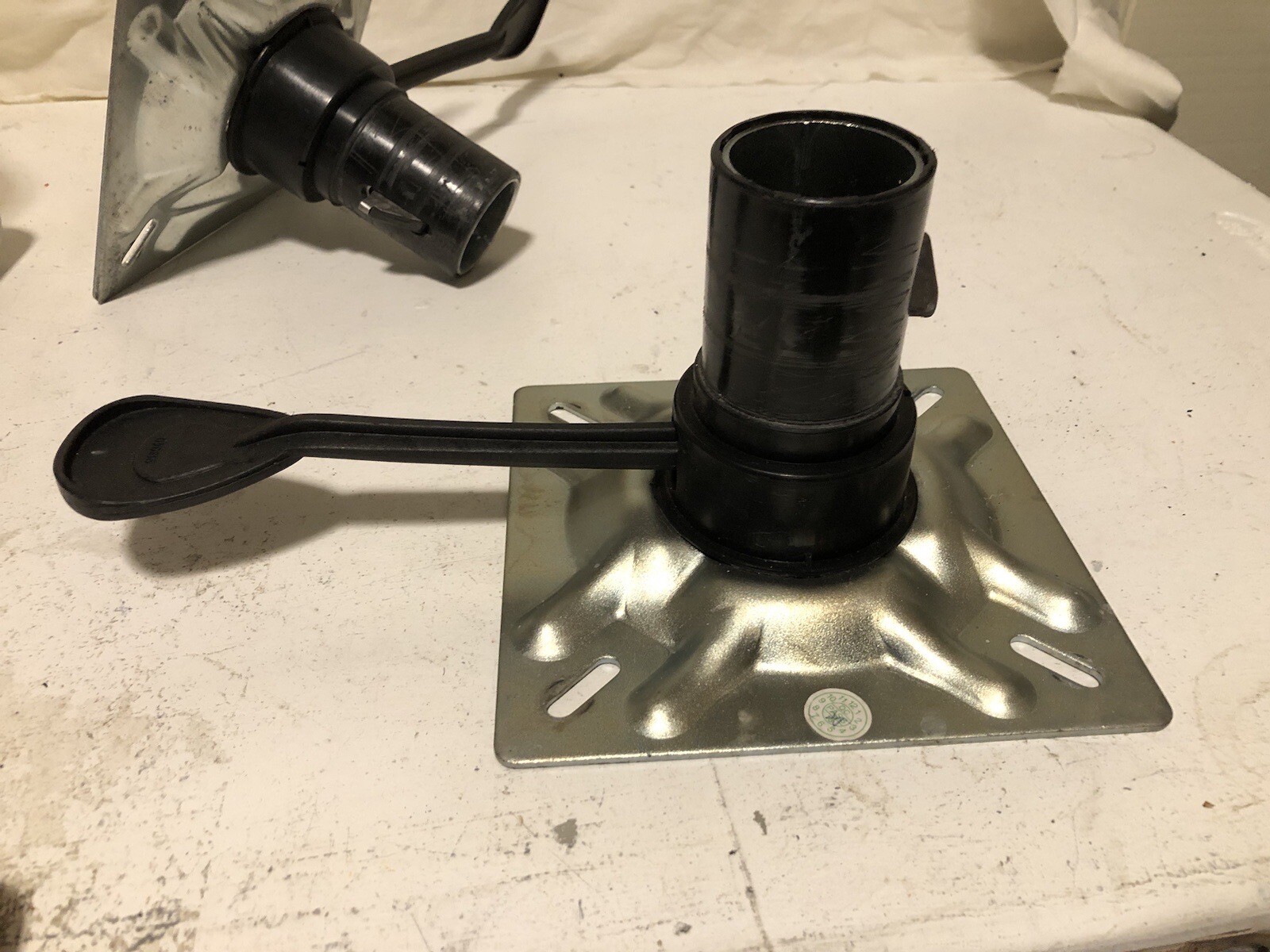 X2 SwivlEze 238 Series Seat Mounts 0, 3 Degree Angle Locking 2381527